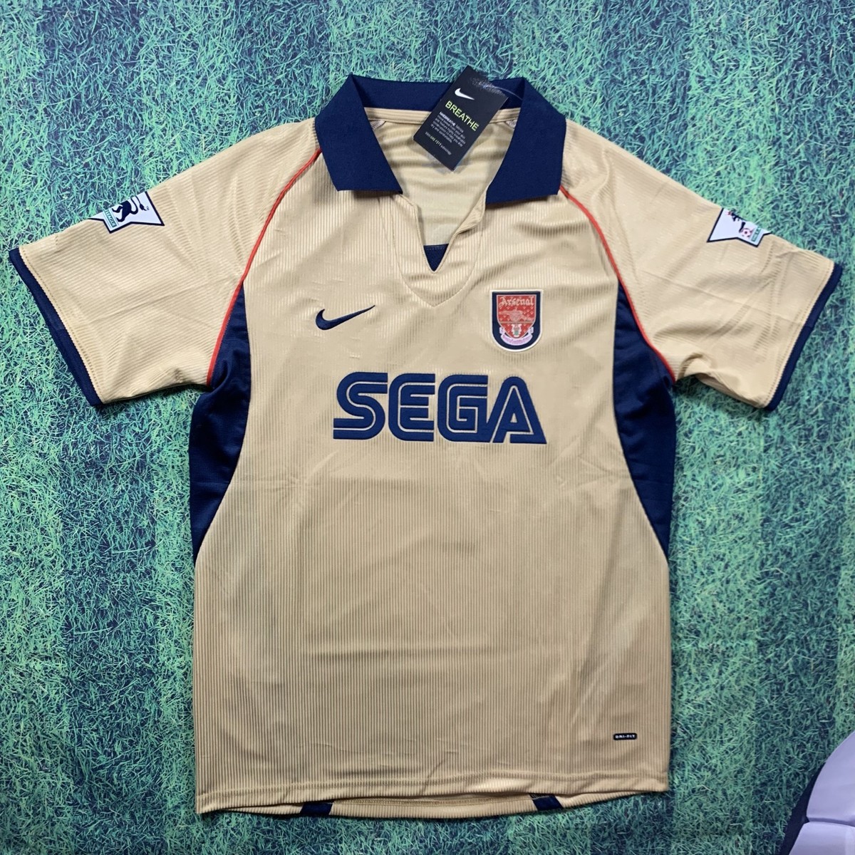 【超希少】アーセナル アウェイユニフォーム (2001-2002) Patrick Vieira #4 Arsenal 2001/2002 Away Jersey - Retro - Mens