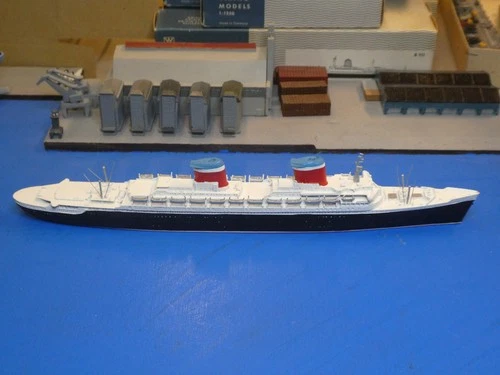 Passenger Ship United States (USA) in 1:1250 Manufacturer CM-Miniatures CM-KR 71