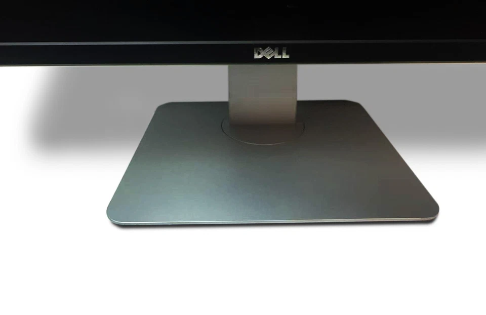 Dell UltraSharp 24" WUXGA 1920x1200 16:10 IPS LED Monitor USB Hub U2415B - Image 2 of 4