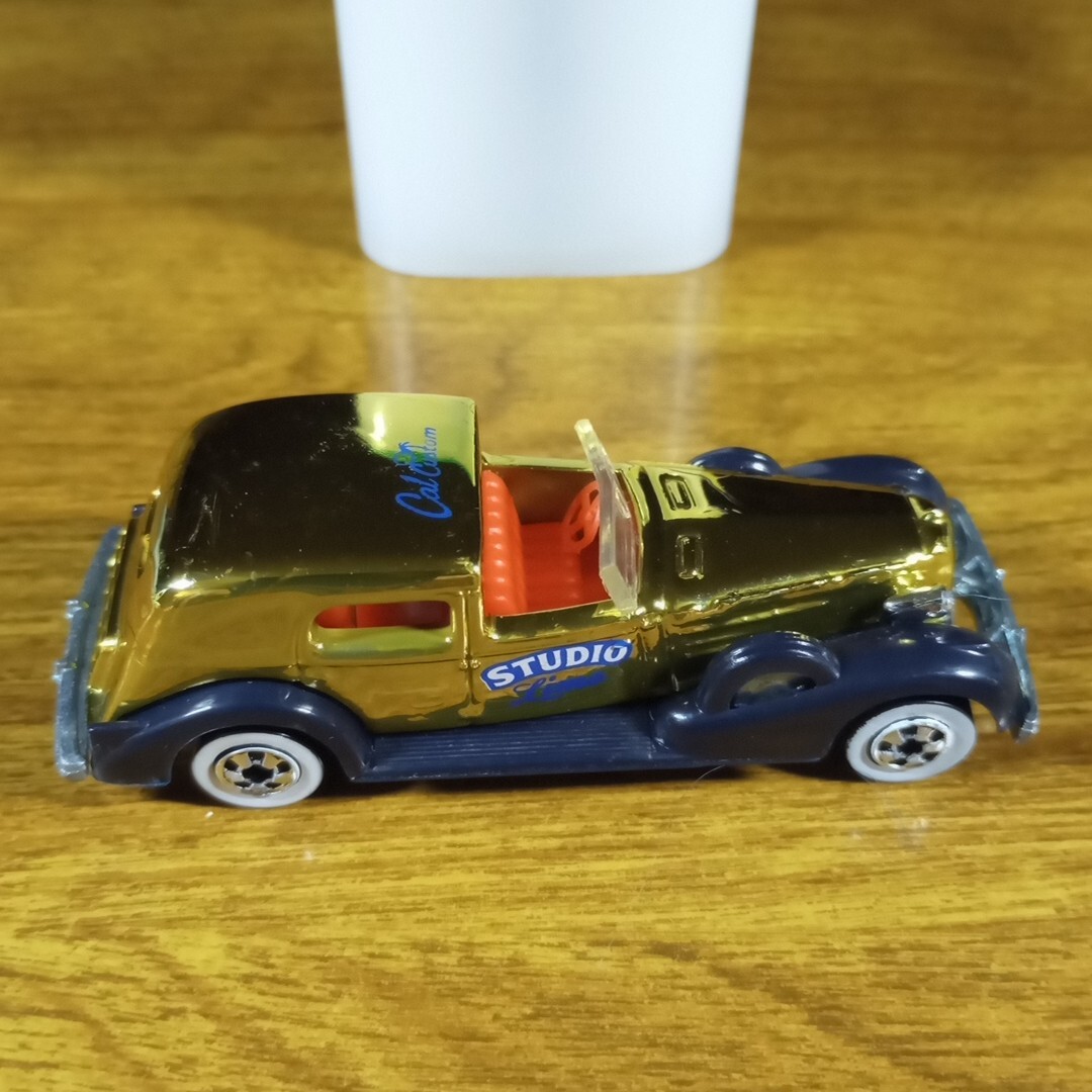 Picture 1 of 6