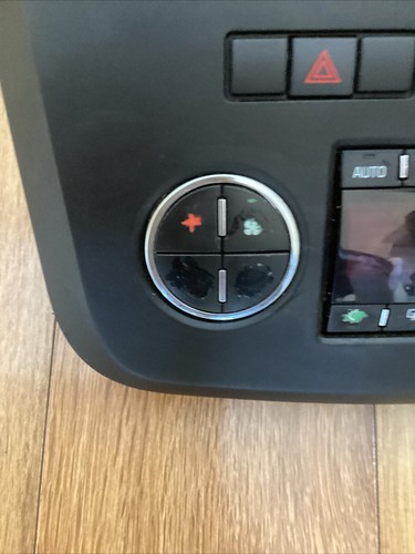 07 10 saturn outlook a/c heater climate temperature unit with bezel 25932037 - Picture 4 of 7
