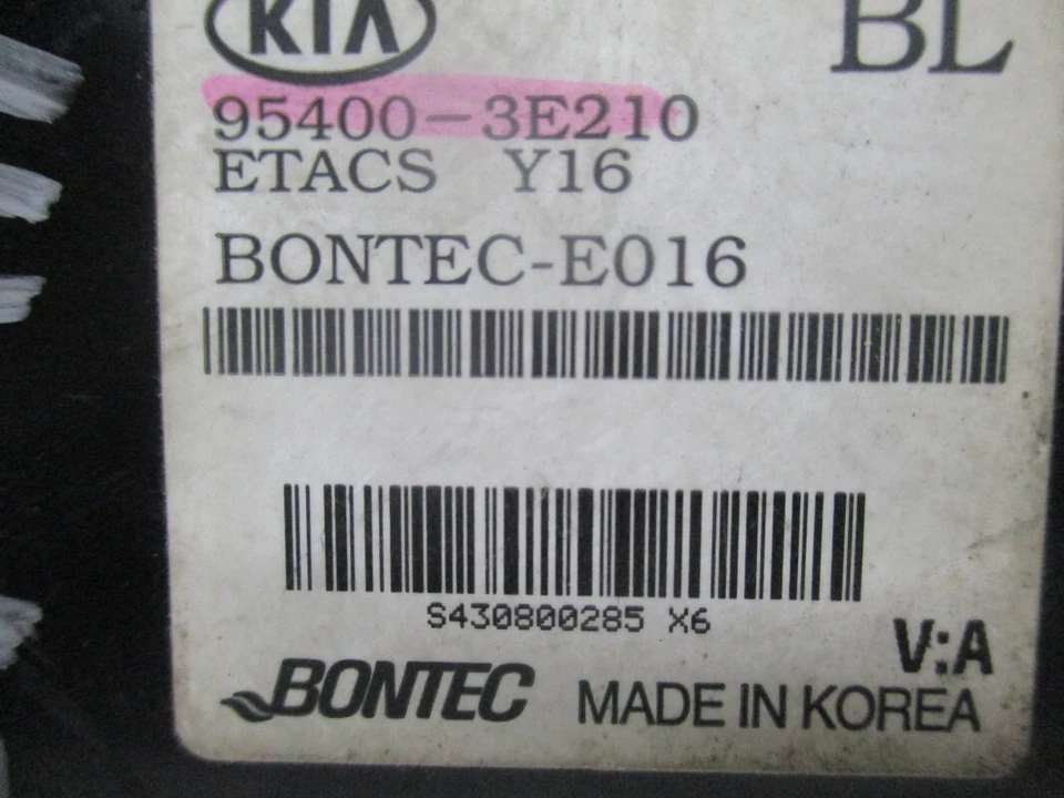 LW04-17 OEM 2003-2006 KIA SORENTO CONTROL DE TRACCIÓN MÓDULO INFORMÁTICO PROBADO Foto 2 de 2