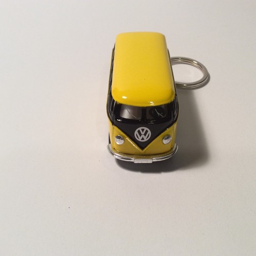 1962 KeyChain Yellow & Black Volkswagen Classical Bus - Picture 4 of 4