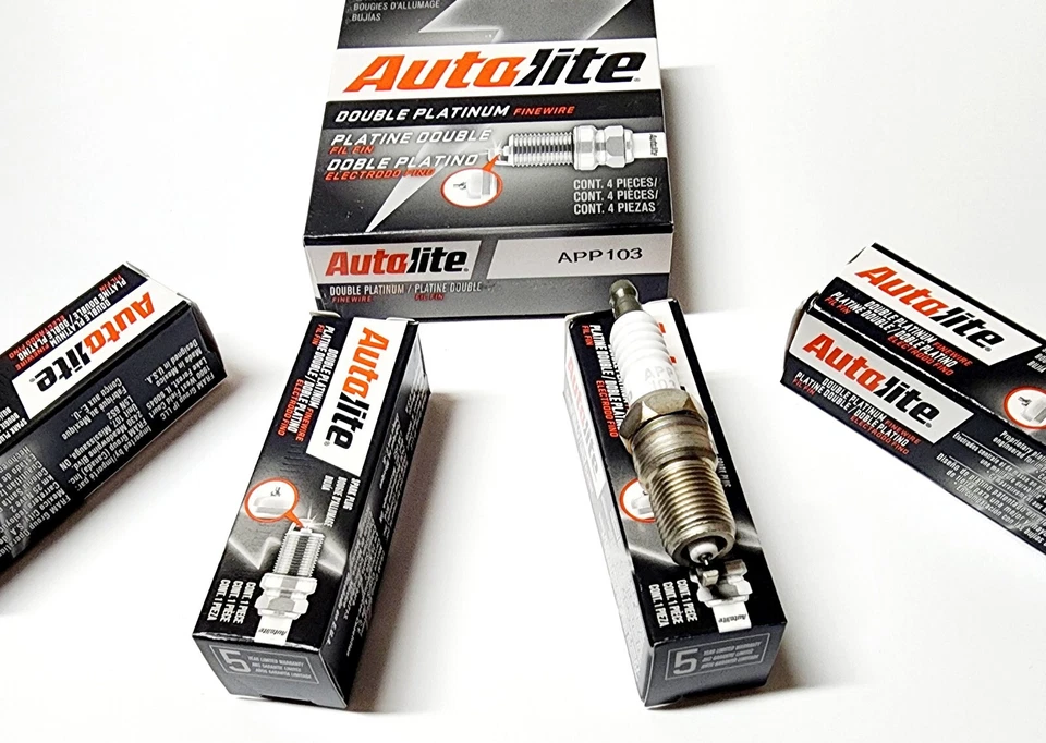 NUEVO PAQUETE DE 4 Bujías Autolite APP103 Doble Núcleo Platino Resistencia Cónica Foto 2 de 4