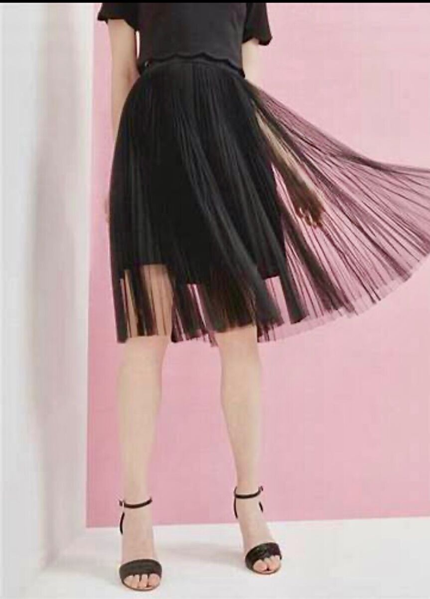 Ted Baker London Black Tulle Pleated Filita Skirt sz 3T us Ted Baker London Black Tulle Pleated Filita Skirt sz 3T us