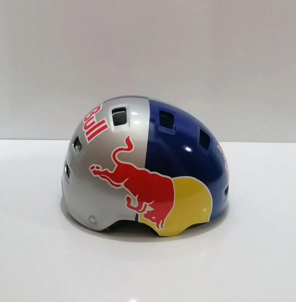 HECHO A MANO Bicicleta, Motocross, Monopatín, Bicicleta de Montaña Redbull (Tamaño M 55-59 cm) Foto 2 de 4