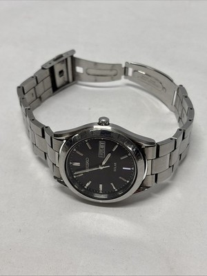 SEIKO セイコー　ソーラー　クォーツV158-0AB0 Seiko Solar Men's Black Watch - V1580AB0 for sale online | eBay