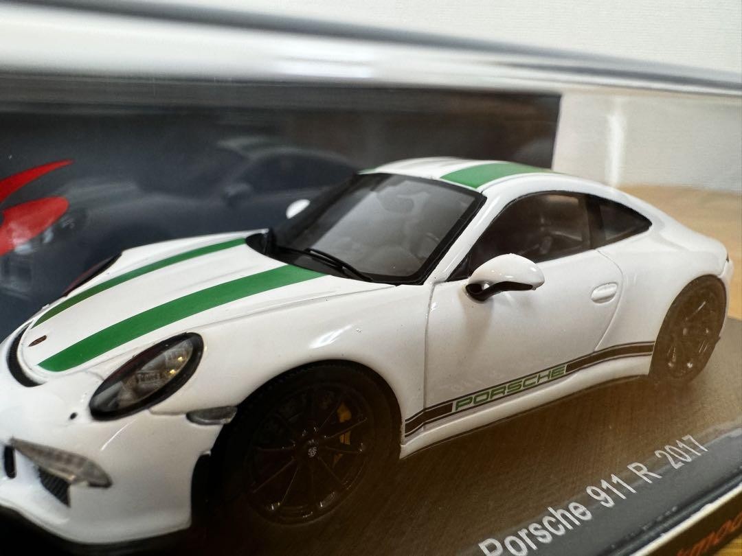 【SPARK】Porsche 911 R  2017 White×Green Spark 1/43 Porsche 911 R 2017 White Green Minicar | eBay