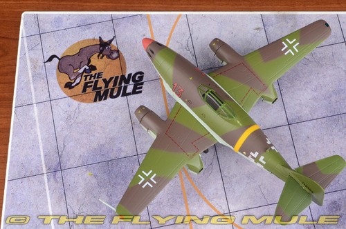Atlas Editions 1:72 Me 262A Luftwaffe III/EJG 2 Richthofen Heinz Bar Red 13 - Picture 7 of 8