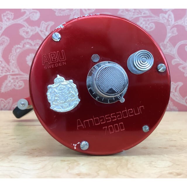 Abu Garcia Ambassadeur 7000 Fishing Reel Wine Red, Used