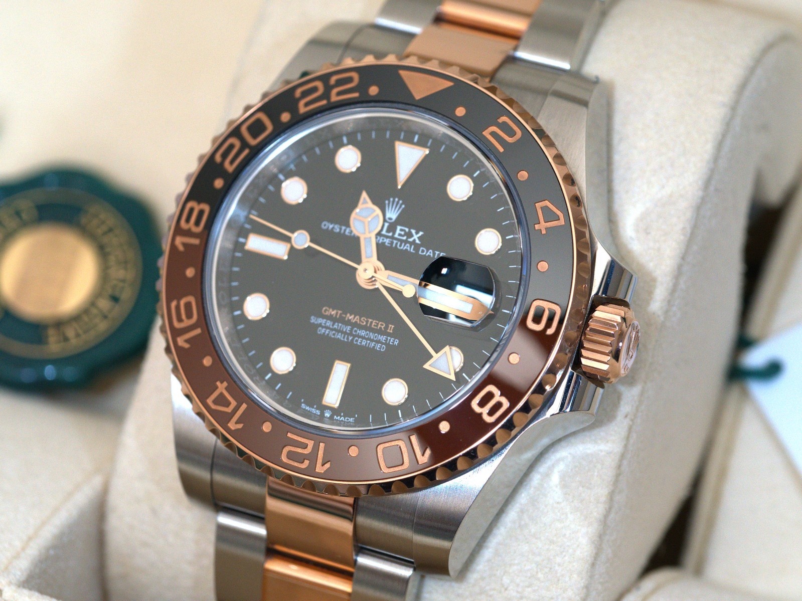 Rolex gmt master 2 'Root Beer' 126711CHNR Unworn