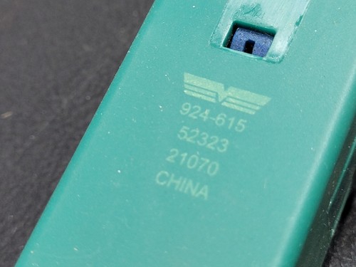 Hazard Warning Switch Carquest HDA1017 fits 98-02 Oldsmobile Intrigue - Picture 3 of 4