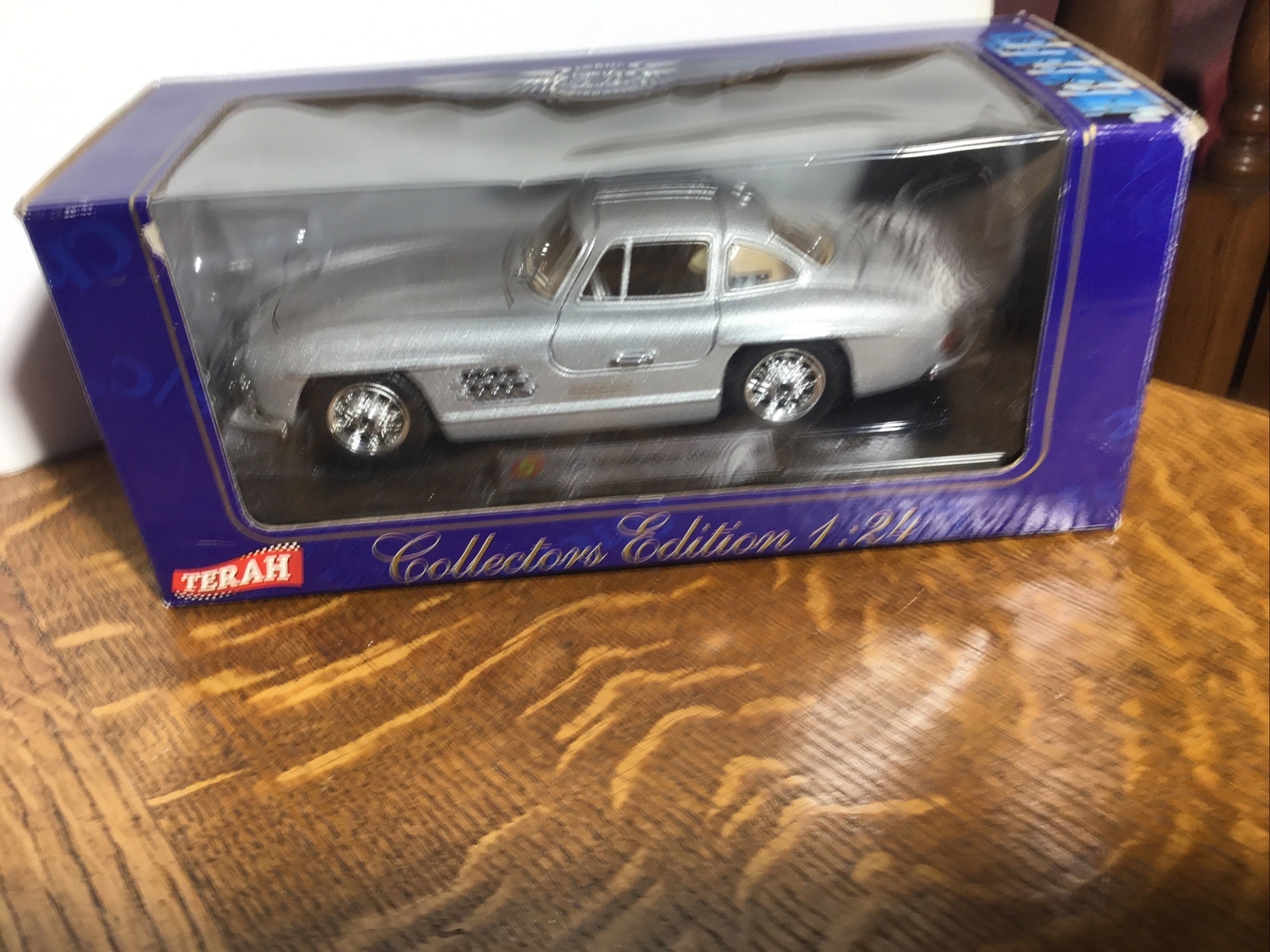 Picture 1 of 5