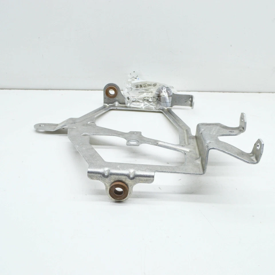 New AUDI A8 4H Left Auxiliary Radiator Holder Bracket 4H0121239B - Image 2 of 4