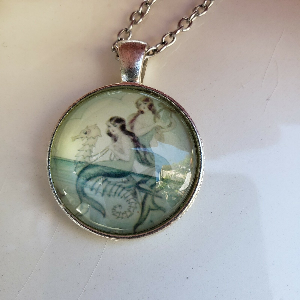 Mermaid Seahorse Art Silver Tone Metal Chain Link Pendant Necklace