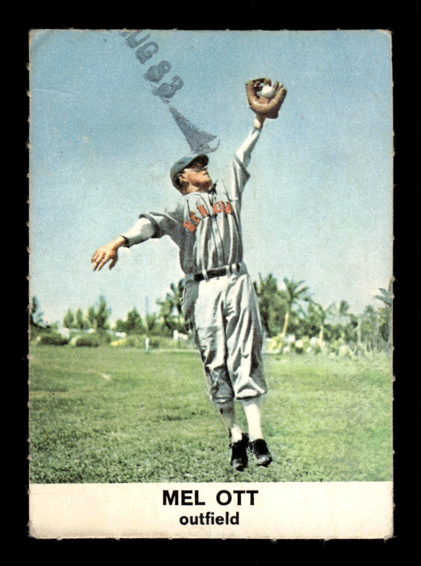 1961 Golden Press Hall of Fame Baseball Stars #1 Mel Ott POOR