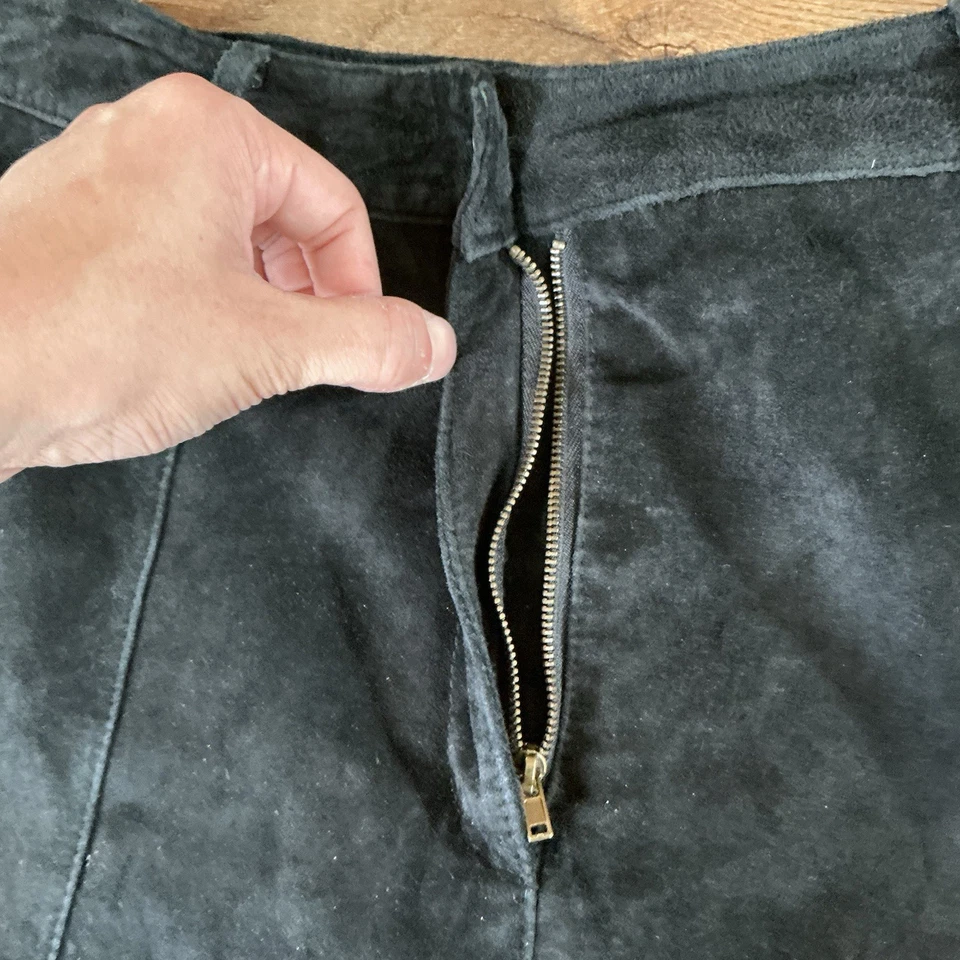 Falda acampanada de gamuza negra para mujer Joseph talla 4 de cuero genuino mediados #27911 Foto 3 de 4