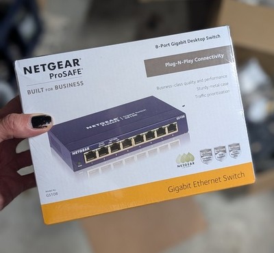 NETGEAR ProSAFE GS108GE 8xRJ-45 Desktop Gigabit Switch - Blau