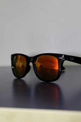 Ray-Ban Wayfarer Classics Herren Sonnenbrille eckig - Schwarz glänzend
