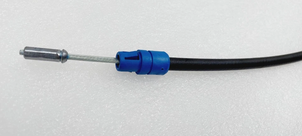 Cable de freno de estacionamiento lado derecho Ford Transit 150 250 350 HD 2020-2024 LK4Z2A635F Foto 3 de 4