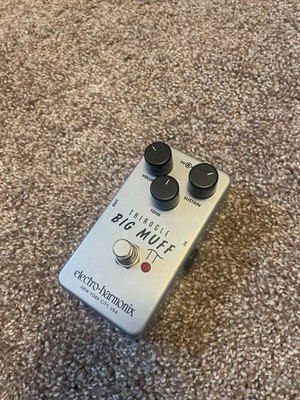 Electro-Harmonix Triangle Big Muff Pi Fuzz Guitar Effects Pedal