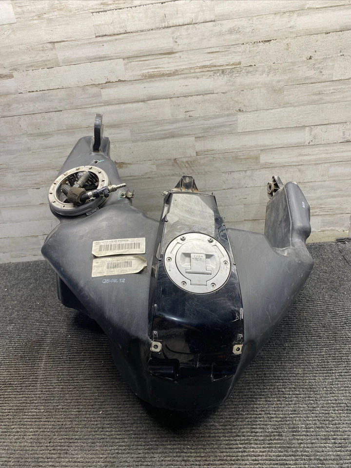 BMW R 1200 RT K26 2014 tanque de combustible usado 1033645K26KA Foto 2 de 4