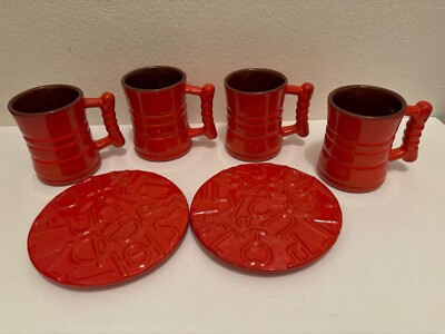 MCM Orange Frankoma Pottery  Plainsman Flame Red 4 Coffee Mugs & 2 Trivets  Mint