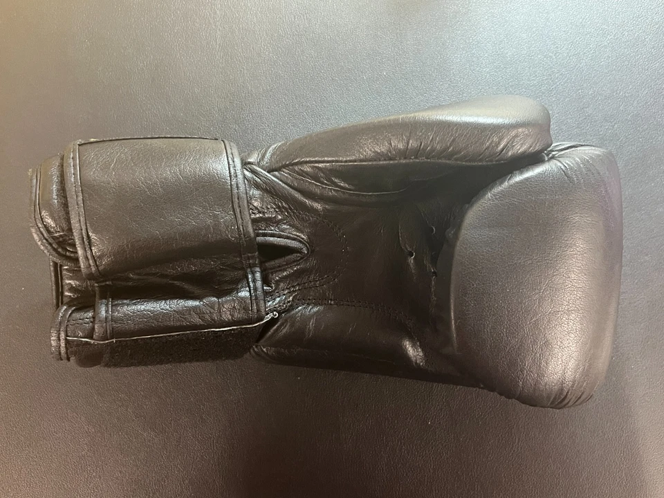 Manny Pacquiao SIGNED Boxing Glove w/"Pacman" Inscription JSA COA *sticker only* - Image 2 of 3