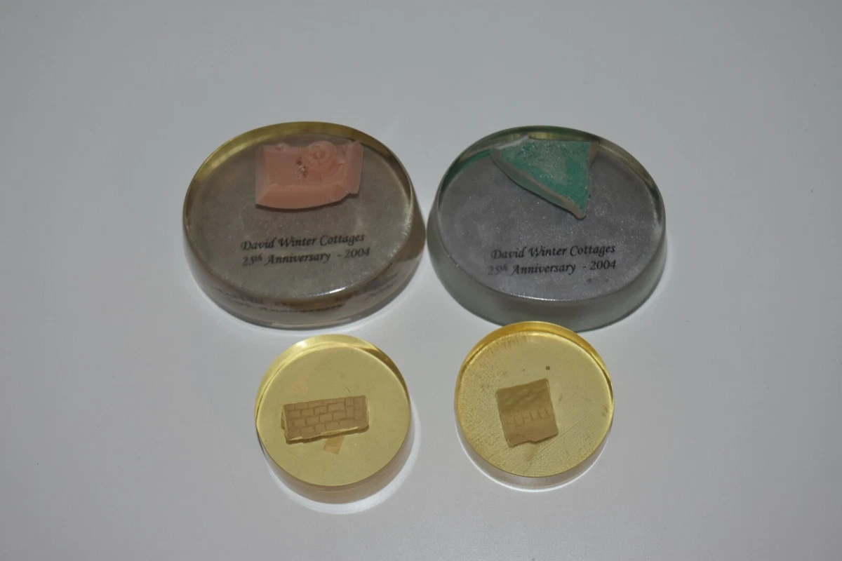 David Winter Cottages Lucite Acrylic Lot of 4 Mould Casting Pcs