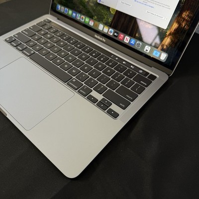 Apple MacBook Pro 13 inch M1 2020 A2338 8GB 512GB 32 Cycles 99
