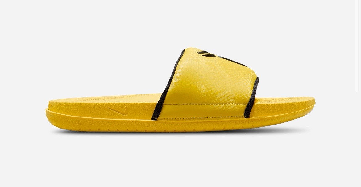 Nike Kobe Offcourt Slide Lightning IF2870-700 in Red Coral Pink