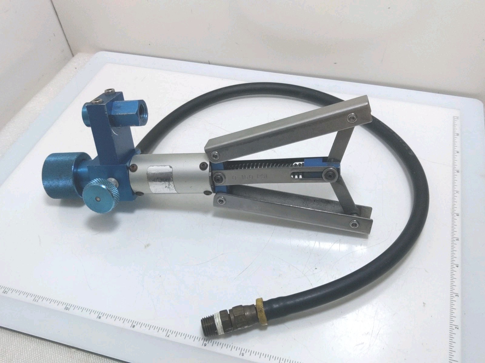 3D Instruments #8103-100 Range 0-150 PSI Hand Held Test Pump