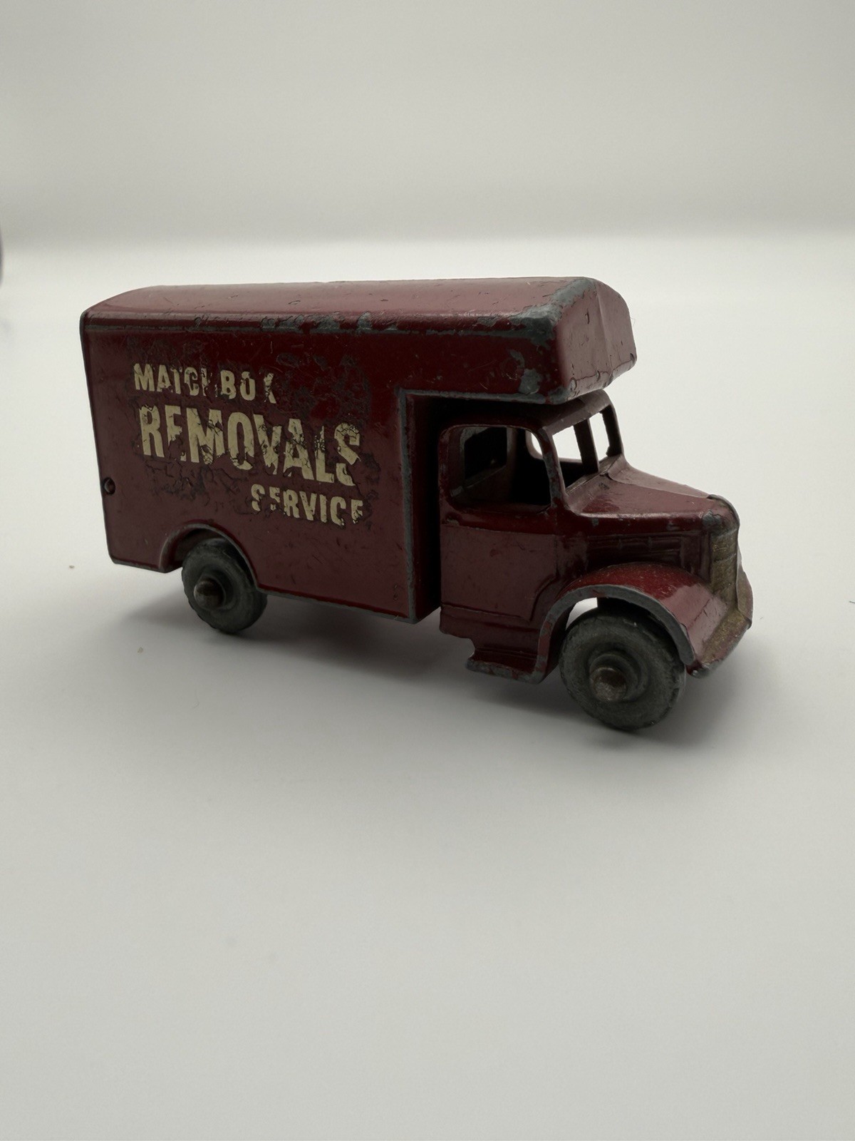 Matchbox 17a, Bedford Removals Van - Free Price Guide & Review