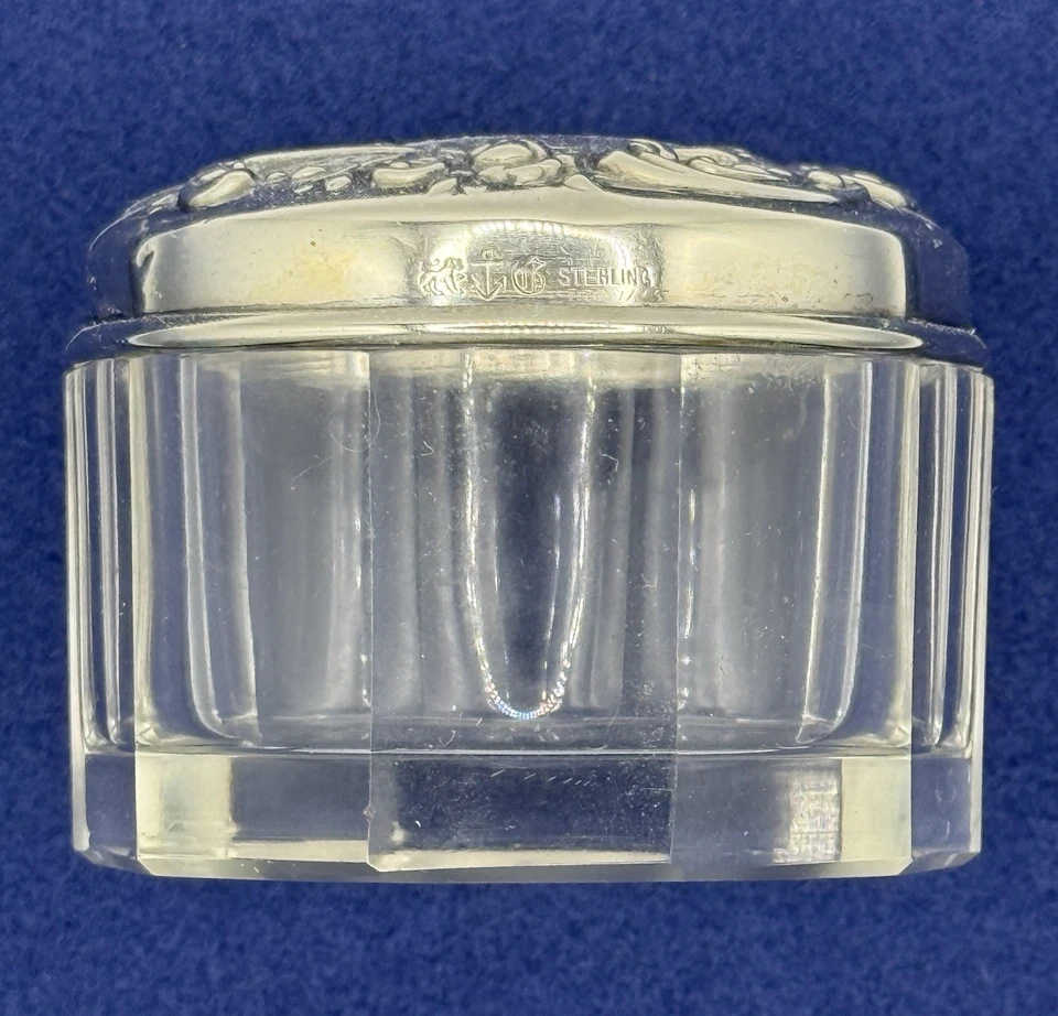 Tarro victoriano Gorham de plata esterlina con rollo de rosa Foto 2 de 3