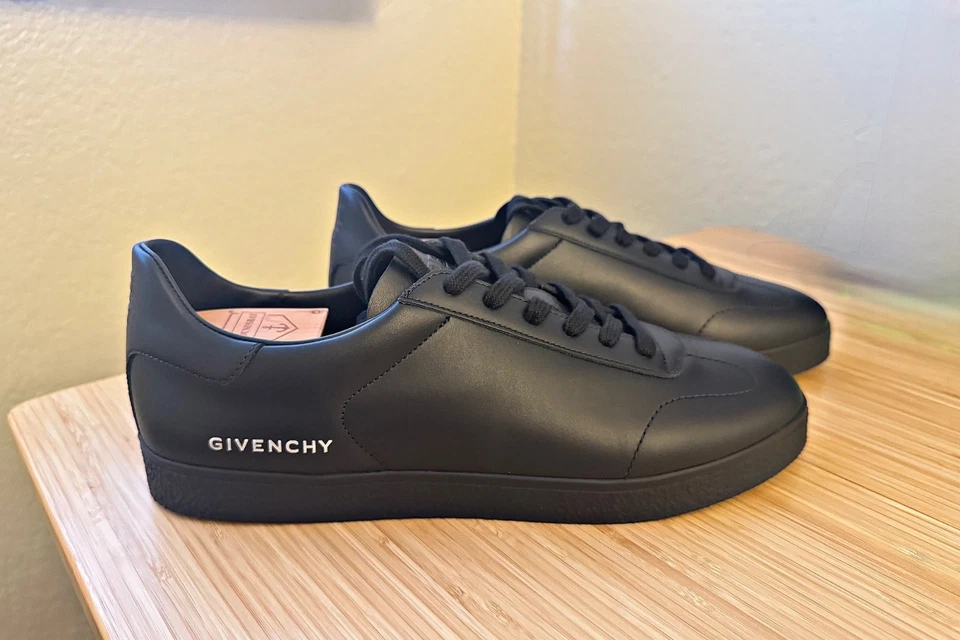 Tênis Givenchy Black Town, tênis de couro de bezerro polido de cano baixo em preto, IT 43 - Imagem 2 de 4