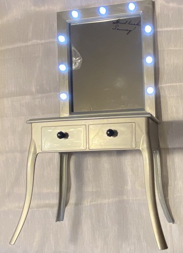 American Girl Doll Tenney Stage Dressing Room Light Up Vanity Replacement Part - Picture 3 of 10