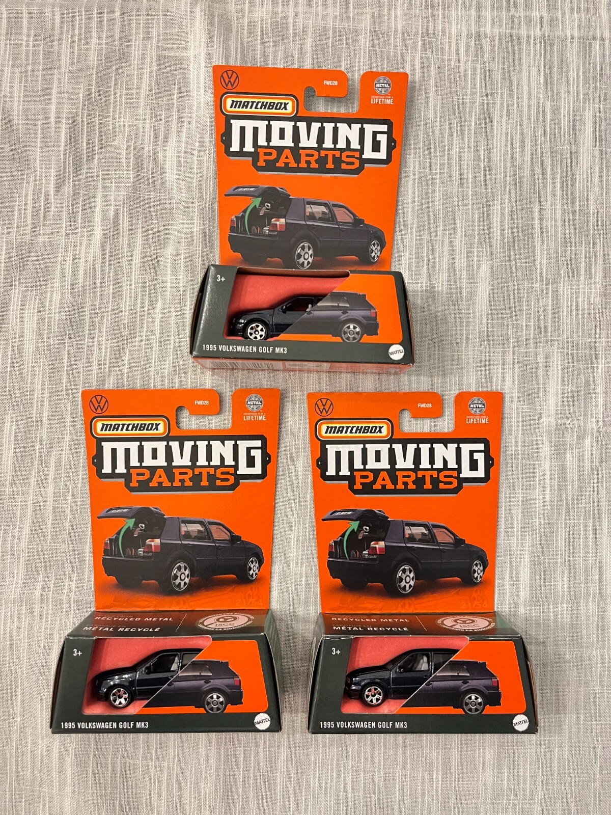 LOT OF 3 MATCHBOX MOVING PARTS 1995 Volkswagen Golf MK3 Sealed