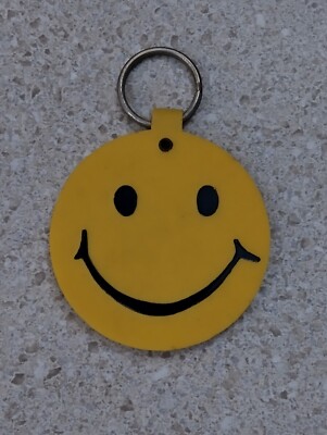 Vintage ''ASCO FUELS SMILEY FACEAllentown PA'' Keychain Bought By ENDLESS LLP 2023