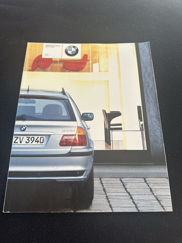 2002 BMW 3-Series 325i 325xi Sport Wagon Brochure 325 touring E46 Sales Catalog