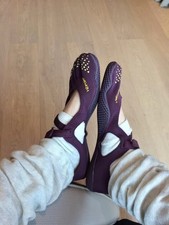 Vibram FiveFingers Women's V-Soul Cross-Band Barefoot Gym Sneaker Dark Plum