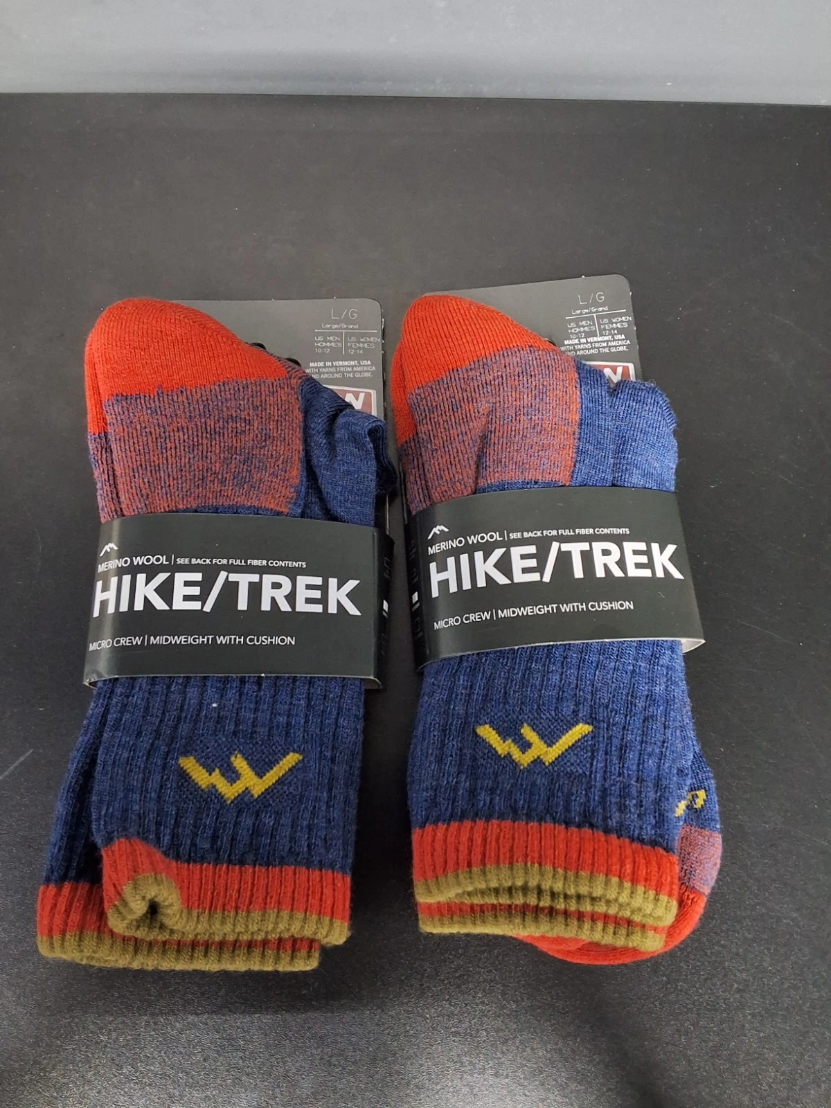 Darn Tough Hike/Trek Socks Size Large 2 Pair
Opens in a new window or tab