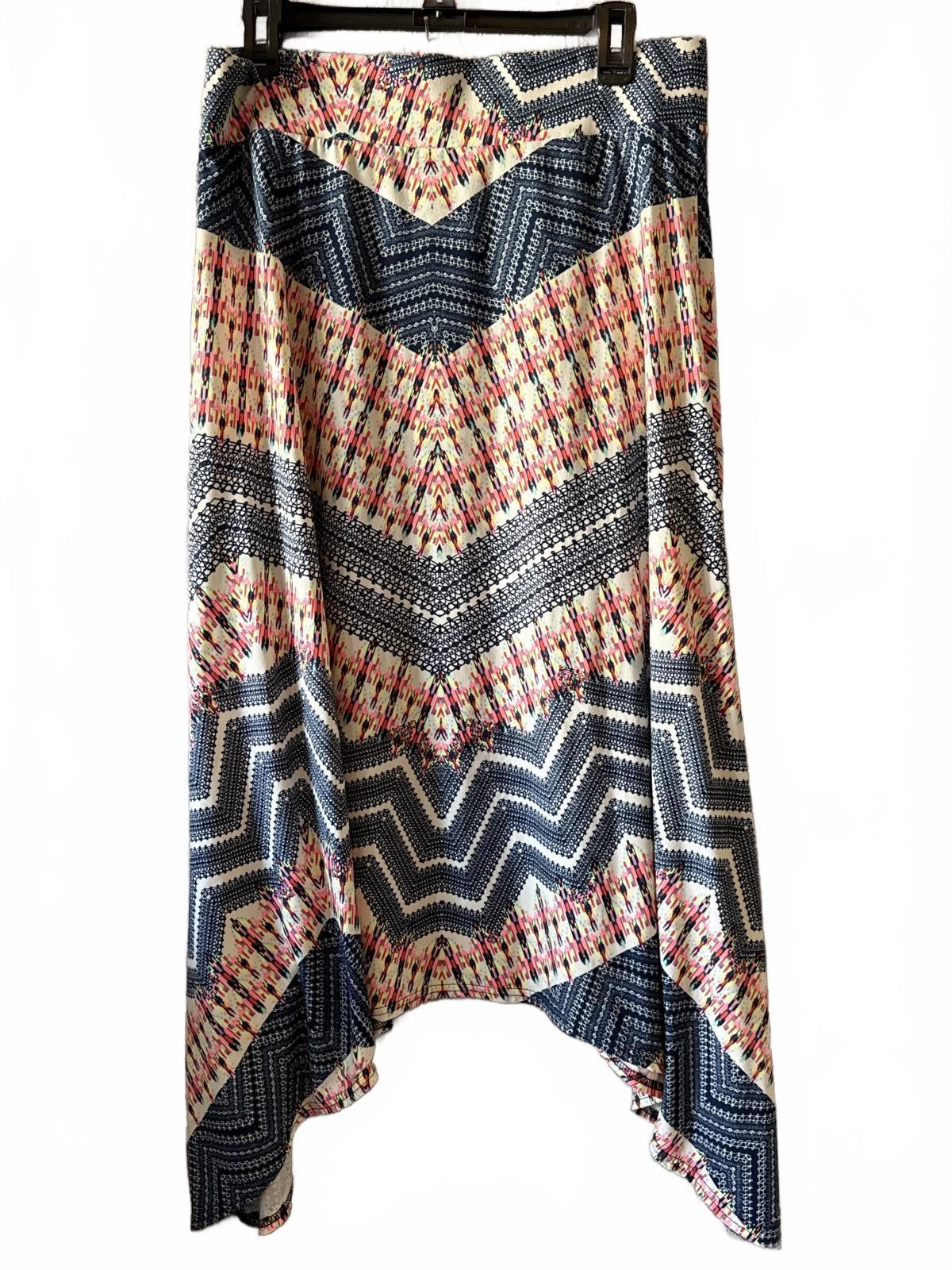 Maurices Large Geometric Patterned Handkerchief H… - image 5