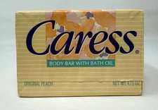 Caress Body Bar with Bath Oil Original Peach Soap Two Pack Vintage 1991 NOS