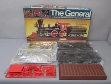 MPC 1-2001 1/25The General 4-4-0 American Standard Wood-Burning Steam Locomotive