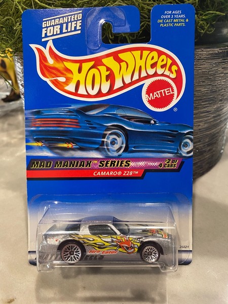2000 Hot Wheels #18 Mad Maniax 2/4 Camaro Z28 Silber W/Chrom Spitze Speiche-image