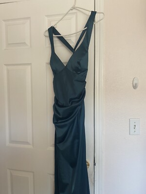 b darlin satin dress B. Darlin Women's Sleeveless Sweetheart Neck Solid Satin Dress, 11