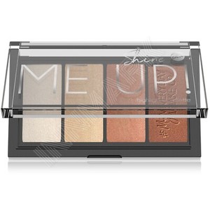 me on highlighter palette