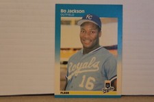 1987 FLEER BO JACKSON  ROOKIE  BASEBALL  CARD   #369