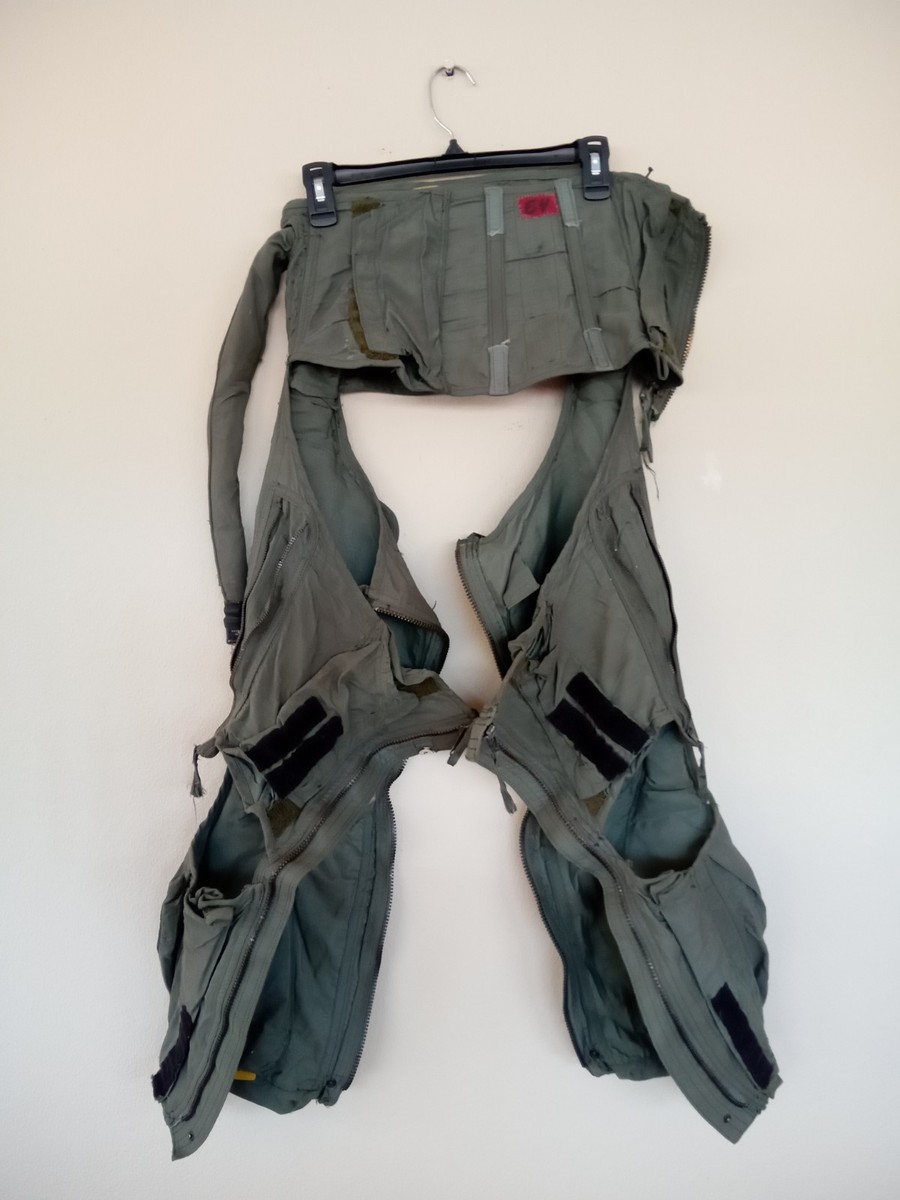 米軍実物 USAFフライトギア 耐GスーツCSU13 ジェットパイロット耐G服 Fighter Pilot Military ANTI-G Garment Cutaway CSU-13B/P | eBay