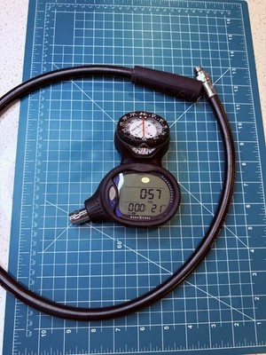 Aqua Lung i550C Dive Computer w/ Quick Detach Hose